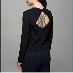 Lululemon back up long sleeve black size 8